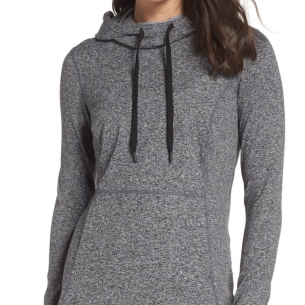 NWT - Zella Taryn Grey/Black/White Hoodie Top - XS